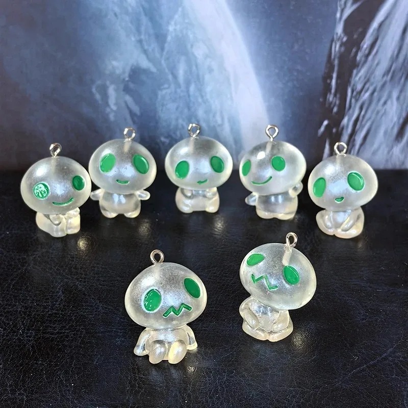 Resin Art Keychain - 7 adet karanlıkta parlayan uzaylı reçine